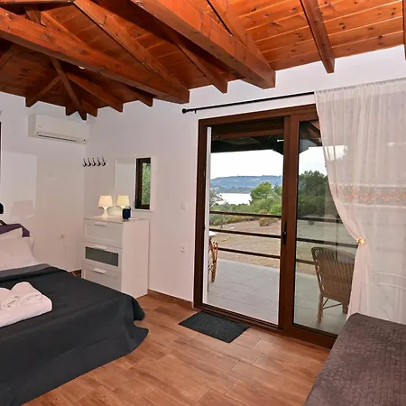 Rozalenia Mare * 오르모스 파나기아스