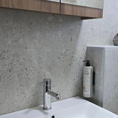 Rozalenia Mare * 오르모스 파나기아스