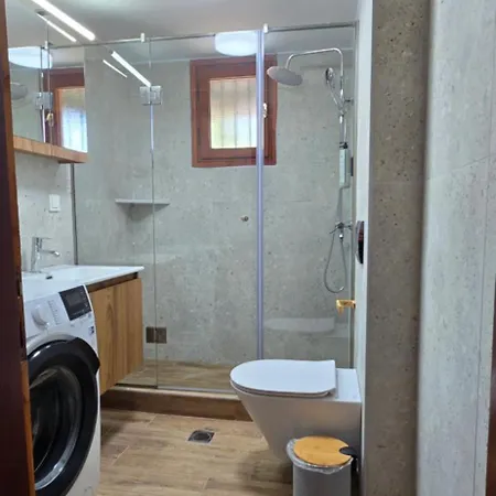 펜션 Rozalenia Mare *