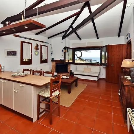 Holiday home Rozalenia Mare Ormos Panagias