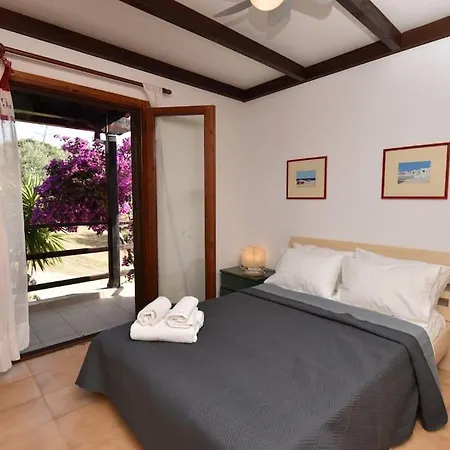 Rozalenia Mare * Órmosz Panajász