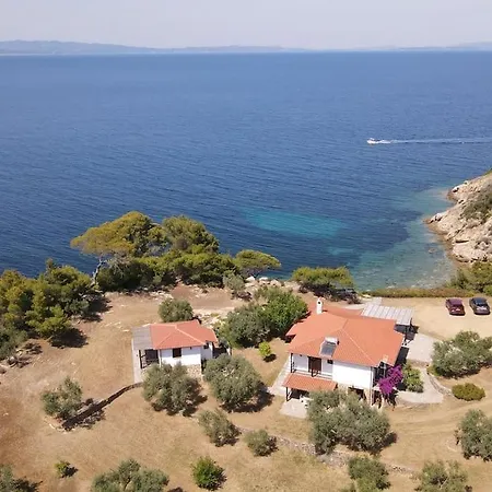 Rozalenia Mare * Órmosz Panajász