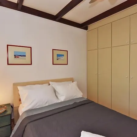 Rozalenia Mare Nyaraló Órmosz Panajász